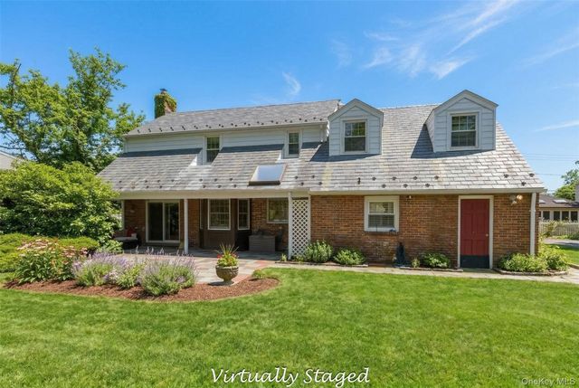 101 Convent Road, Syosset, NY 11791