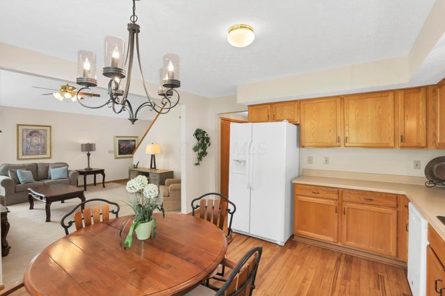 6198 Kensington Glen Drive, Canal Winchester, OH 43110