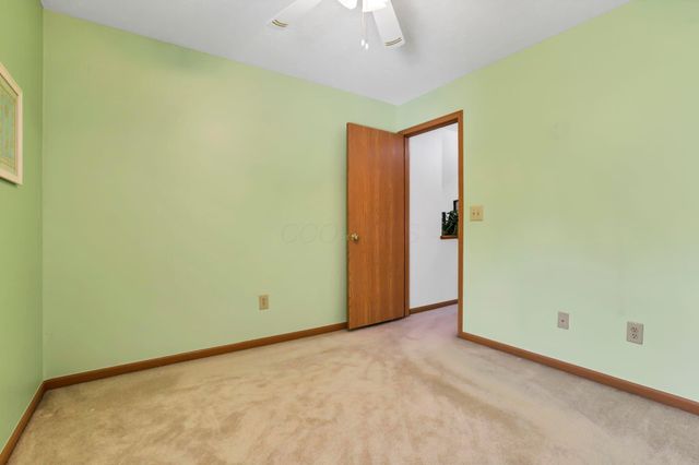 6198 Kensington Glen Drive, Canal Winchester, OH 43110