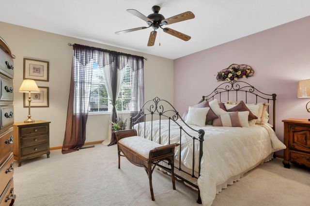 6198 Kensington Glen Drive, Canal Winchester, OH 43110