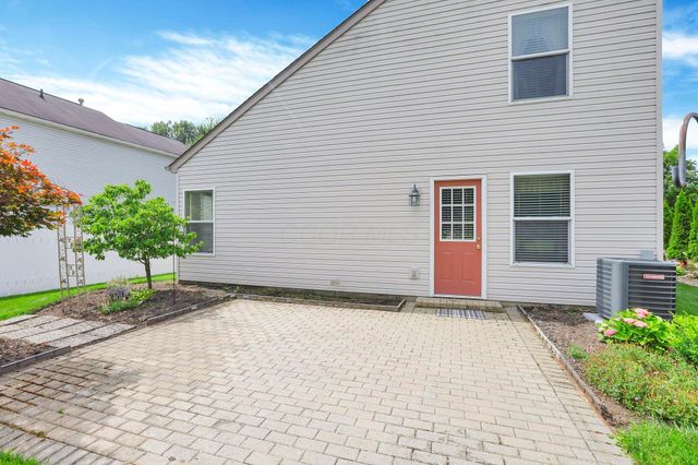 6198 Kensington Glen Drive, Canal Winchester, OH 43110