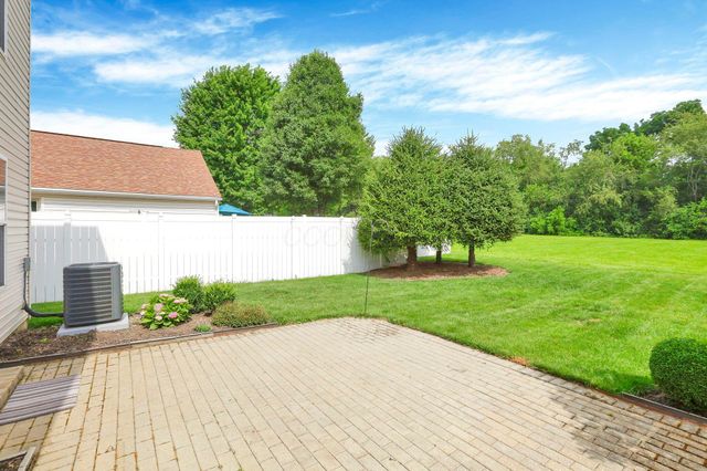6198 Kensington Glen Drive, Canal Winchester, OH 43110