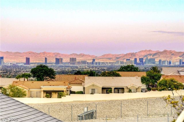 2720 Free Formed Court, Las Vegas, NV 89138