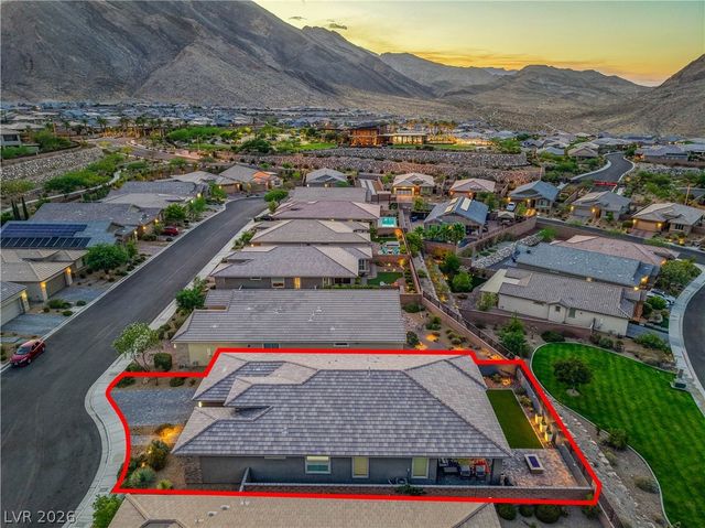 2720 Free Formed Court, Las Vegas, NV 89138