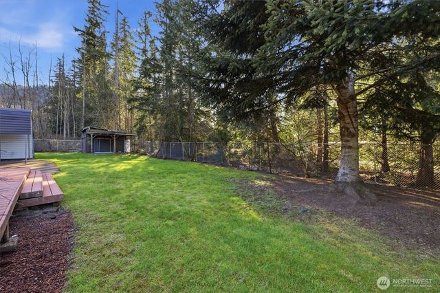2077 Little Mountain Road, Mount Vernon, WA 98274