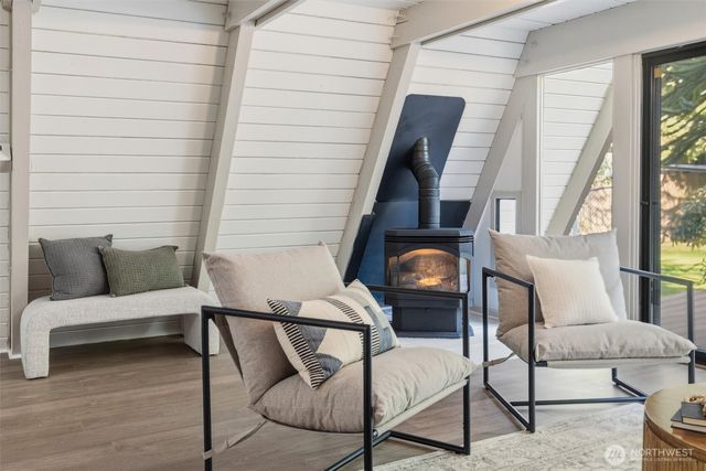 2077 Little Mountain Road, Mount Vernon, WA 98274