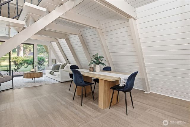 2077 Little Mountain Road, Mount Vernon, WA 98274