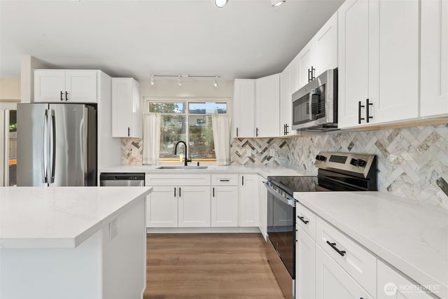 10020 100th Avenue SW, Lakewood, WA 98498