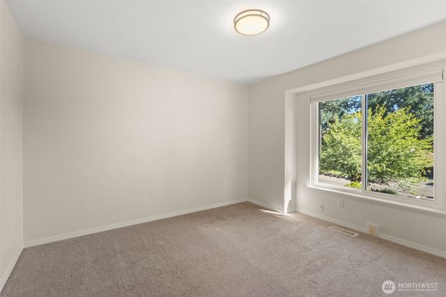 10020 100th Avenue SW, Lakewood, WA 98498