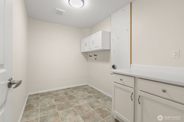 10020 100th Avenue SW, Lakewood, WA 98498