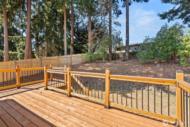10020 100th Avenue SW, Lakewood, WA 98498