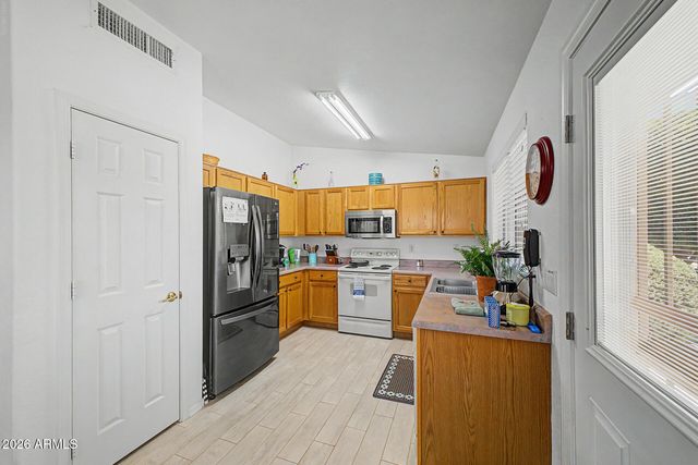 1433 E Cherry Hills Drive, Chandler, AZ 85249