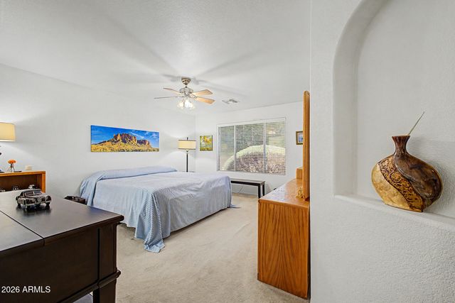 1433 E Cherry Hills Drive, Chandler, AZ 85249