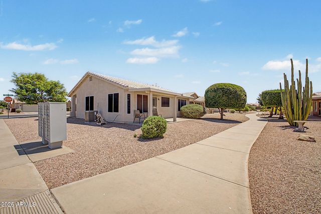 1433 E Cherry Hills Drive, Chandler, AZ 85249