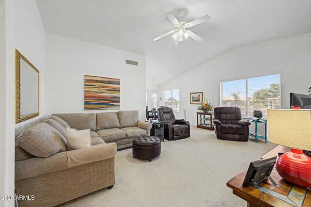 1433 E Cherry Hills Drive, Chandler, AZ 85249