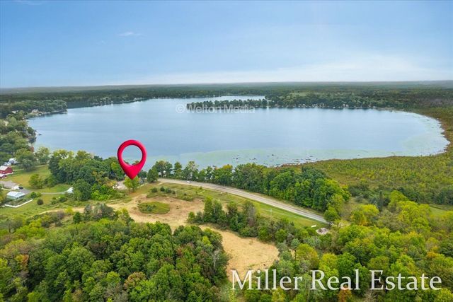 9374 S M-43 Highway, Delton, MI 49046