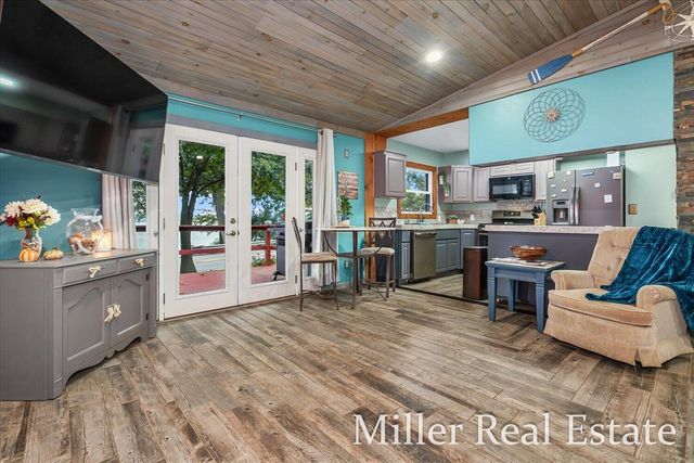 9374 S M-43 Highway, Delton, MI 49046