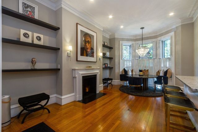 27 Hereford St, Boston, MA 02115