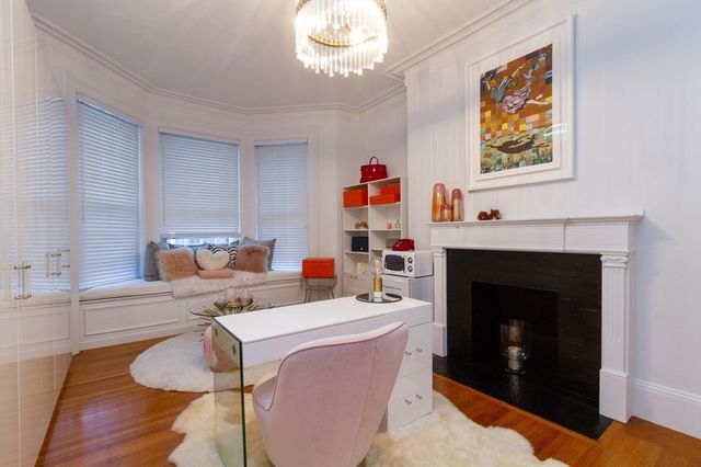 27 Hereford St, Boston, MA 02115
