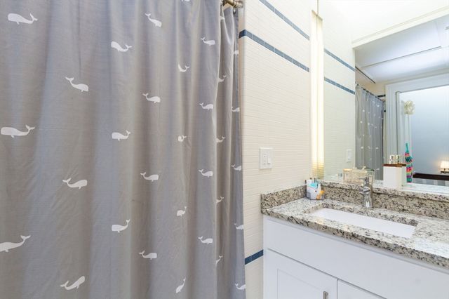 27 Hereford St, Boston, MA 02115