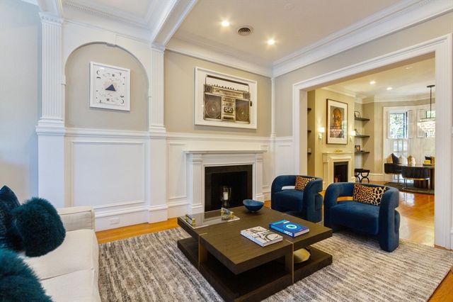 27 Hereford St, Boston, MA 02115