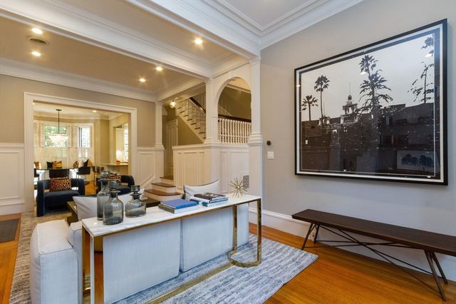 27 Hereford St, Boston, MA 02115