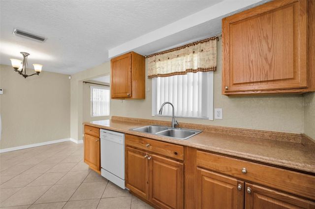 4445 SPRING LAKE COURT, New Port Richey, FL 34652