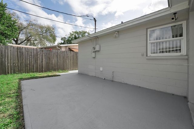 4445 SPRING LAKE COURT, New Port Richey, FL 34652