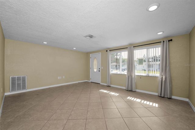 4445 SPRING LAKE COURT, New Port Richey, FL 34652