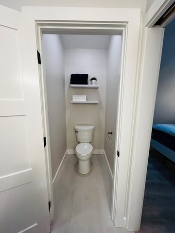 30 Bright Coves Way, Mashpee, MA 02649