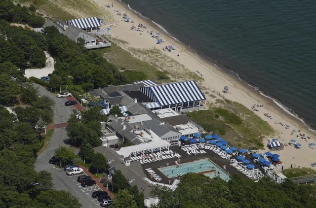 30 Bright Coves Way, Mashpee, MA 02649