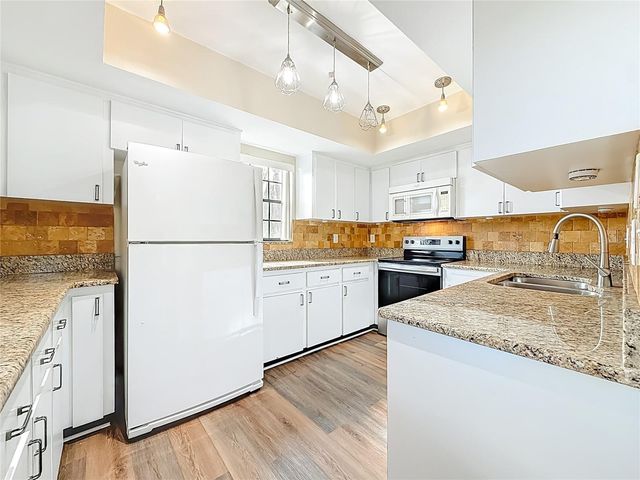 2497 HERON TERRACE 203C, Clearwater, FL 33762