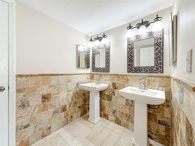 2497 HERON TERRACE 203C, Clearwater, FL 33762