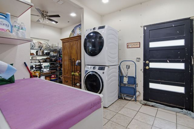 2929 E Lancaster Avenue, Fort Worth, TX 76103