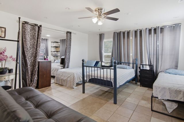 2929 E Lancaster Avenue, Fort Worth, TX 76103