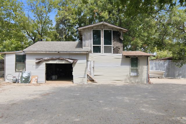 2929 E Lancaster Avenue, Fort Worth, TX 76103