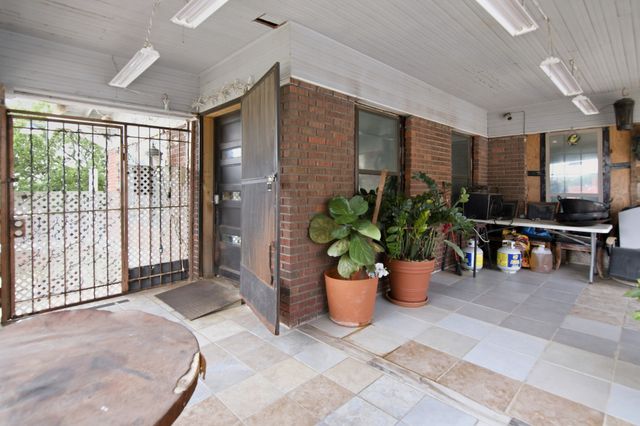 2929 E Lancaster Avenue, Fort Worth, TX 76103