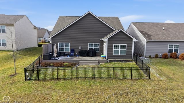 5063 Wildflower Drive, Whitestown, IN 46075