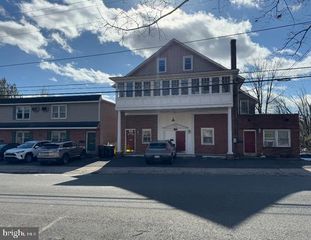 100 GREEN STREET, Doylestown, PA 18901