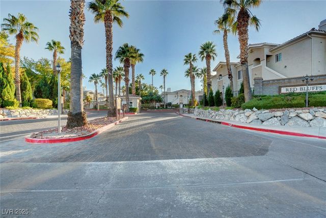 1401 Red Crest Lane 201, Las Vegas, NV 89144