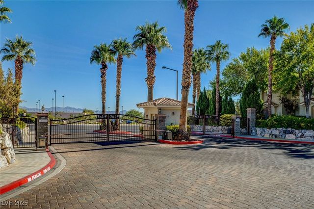 1401 Red Crest Lane 201, Las Vegas, NV 89144