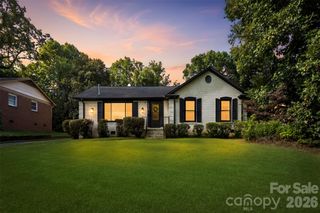 1830 Northbrook Drive, Charlotte, NC 28216