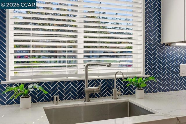 1531 1531 Garcez Dr, Concord, CA 94521