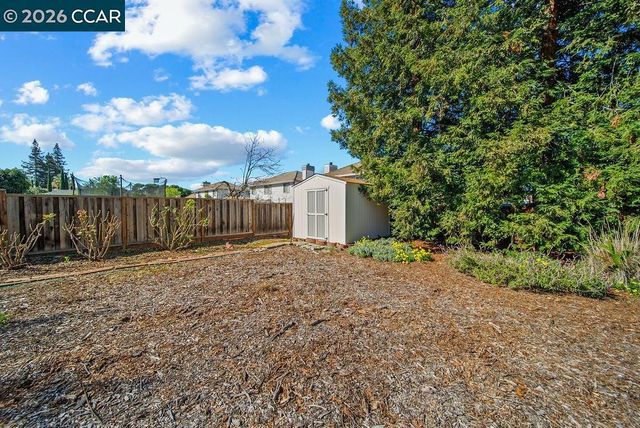 1531 1531 Garcez Dr, Concord, CA 94521