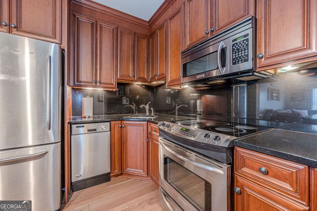 2409 River Green Drive NW, Atlanta, GA 30327