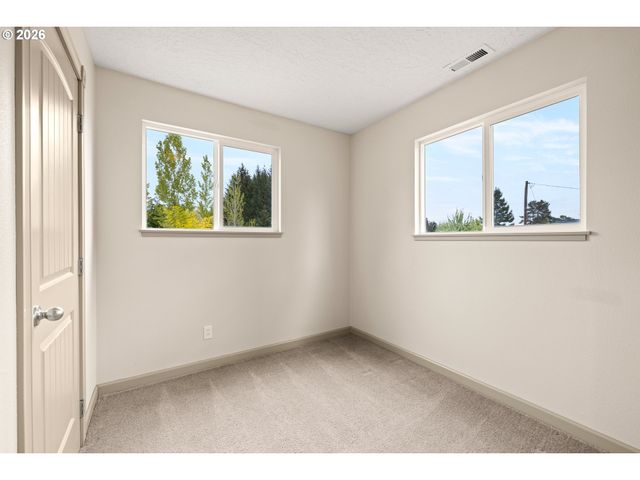 1015 GALES CREEK Rd, Forest Grove, OR 97116