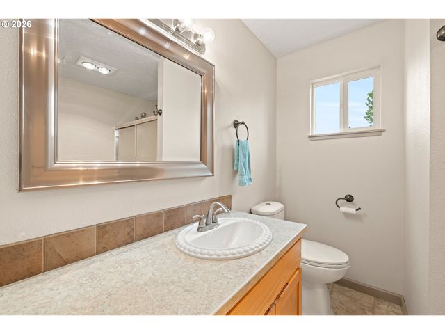 1015 GALES CREEK Rd, Forest Grove, OR 97116