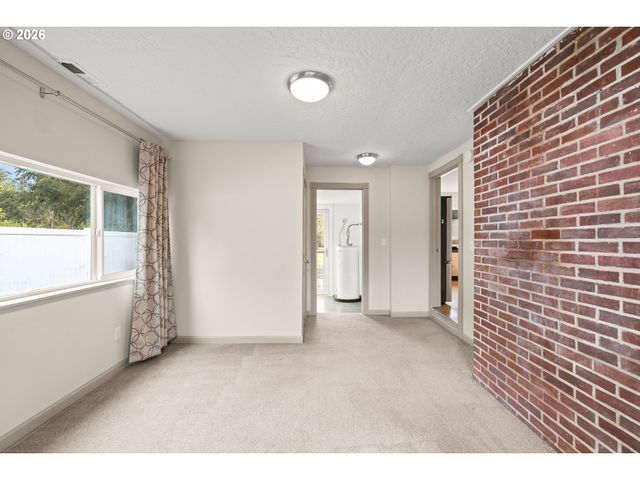 1015 GALES CREEK Rd, Forest Grove, OR 97116