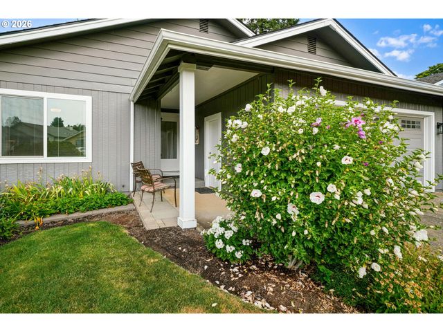 1639 NUT TREE Dr, Salem, OR 97304
