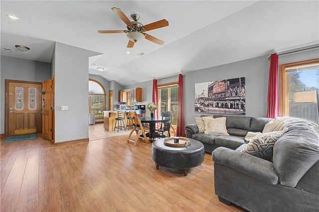 1451 Greenleaf Drive, Fayetteville, AR 72704